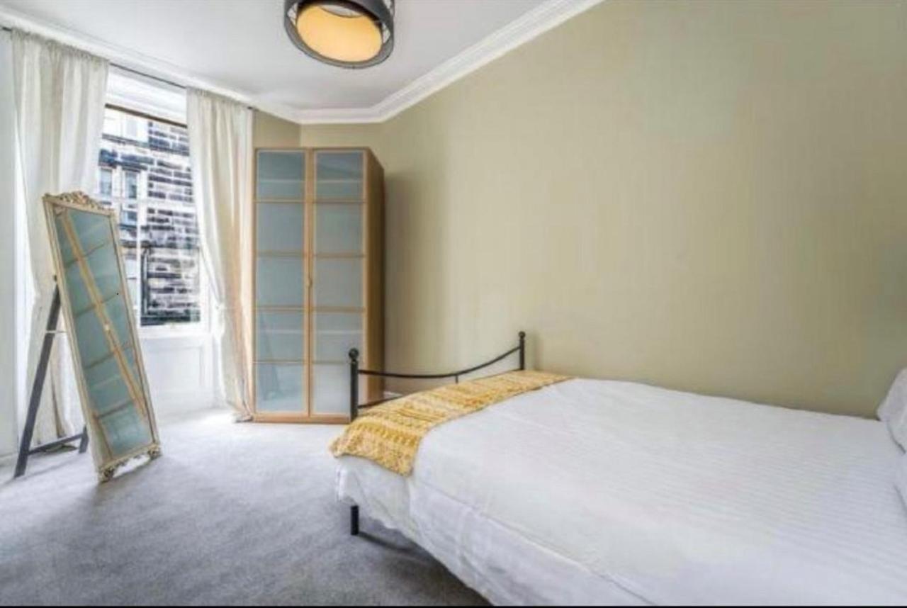 Spacious & Comfortable 3 Bedroom Apartment - Near City Centre - Free Parking Available - Sleeps Up To 5 Guests Edimburgo Exterior foto